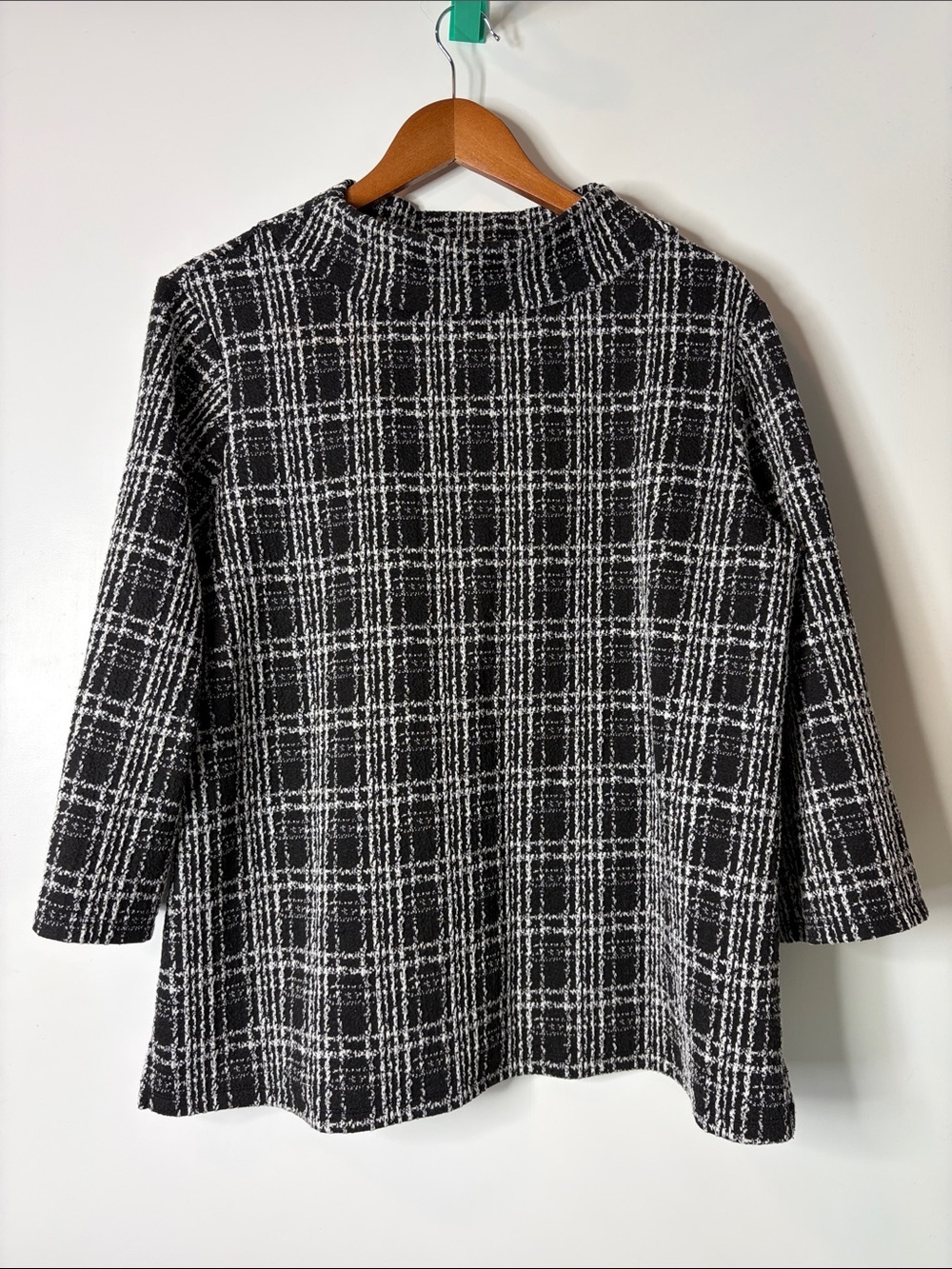 Investments Black and White Plaid Knit Tunic